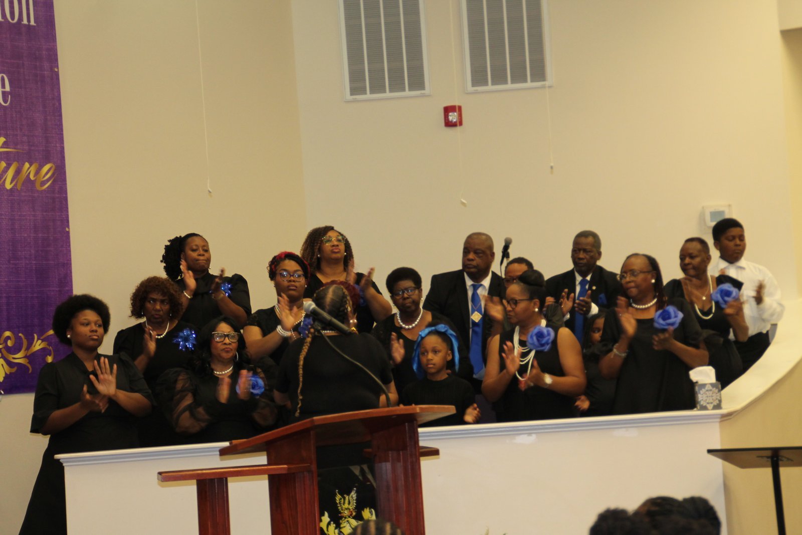 Vaughn's Chapel choir and congregation